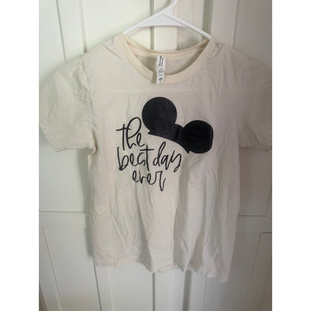 Made by Molly best day ever Disney t shirt size large
